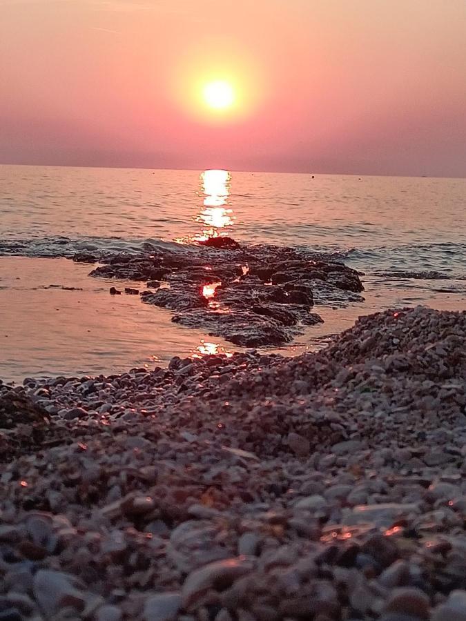 Ta-ti * Umag